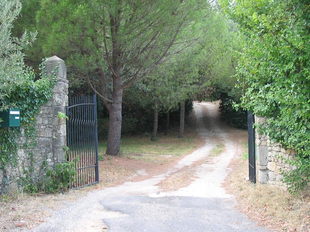 Clermont-lʼHérault Mas De Gorjan B&B 외부 사진